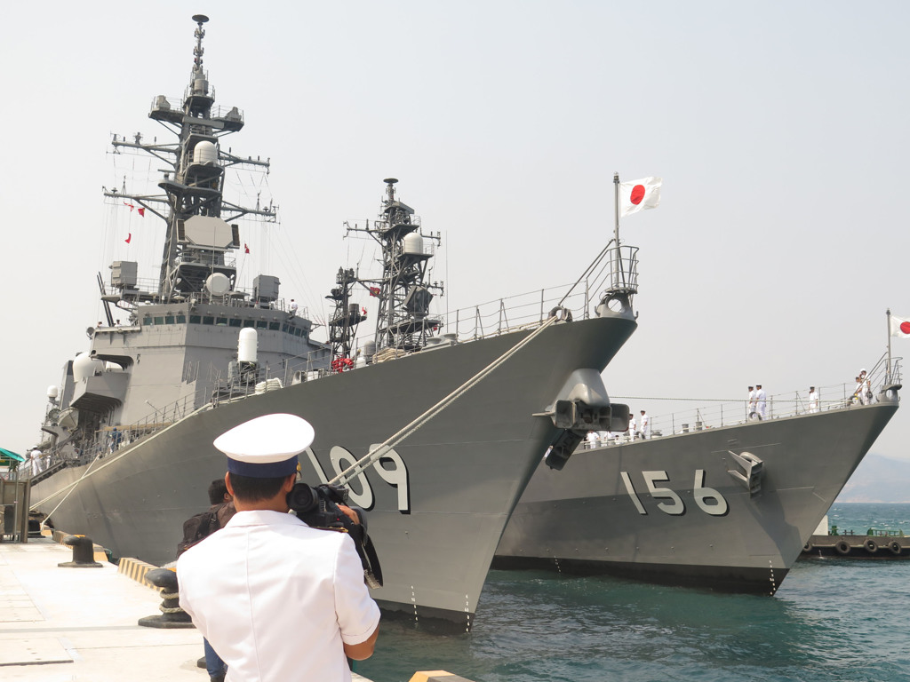 中共3軍艦半個月繞日本一周日方機艦情蒐警監 國際 中央社