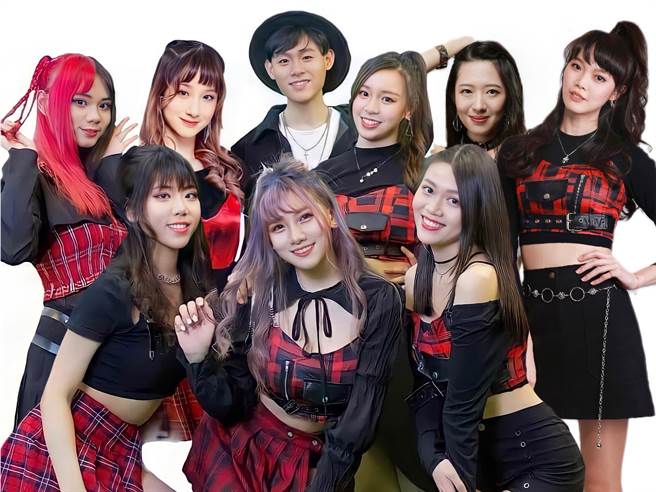 何梦（后排左到右）、王敏、宗皓、怡桦（小周子瑜）、灵儿、晏晞、Lucy（前排左到右）、K金、梓洁。（乐手公园提供）