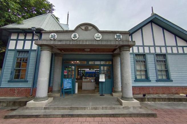 ▲歷史悠久的旗山车站，高雅外观成为旗山当地知名地标。　图：茂林国家风景区管理处／提供