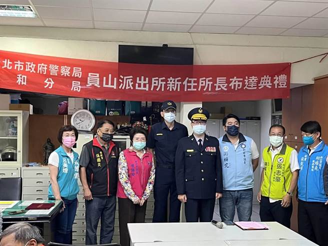 中和分局原交通分隊代理中隊長許勝凱，調任中和分局員山派出所所長。（中和分局提供／李奇叡新北傳真）