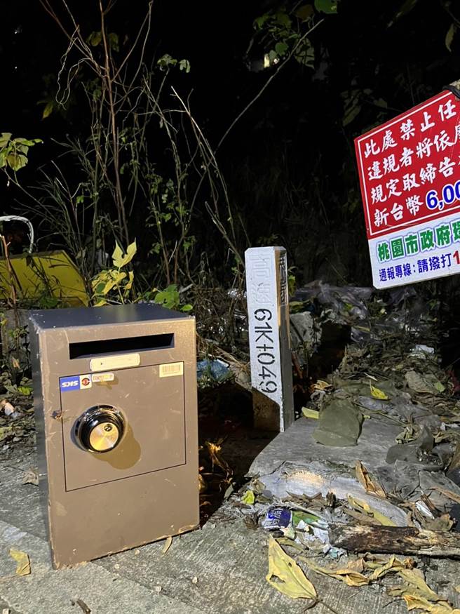 戴嫌在大台北地区涉嫌10多起店家保险箱窃案，得手后并将保险箱任意弃置。（台中市警察局提供／张妍溱台中传真）