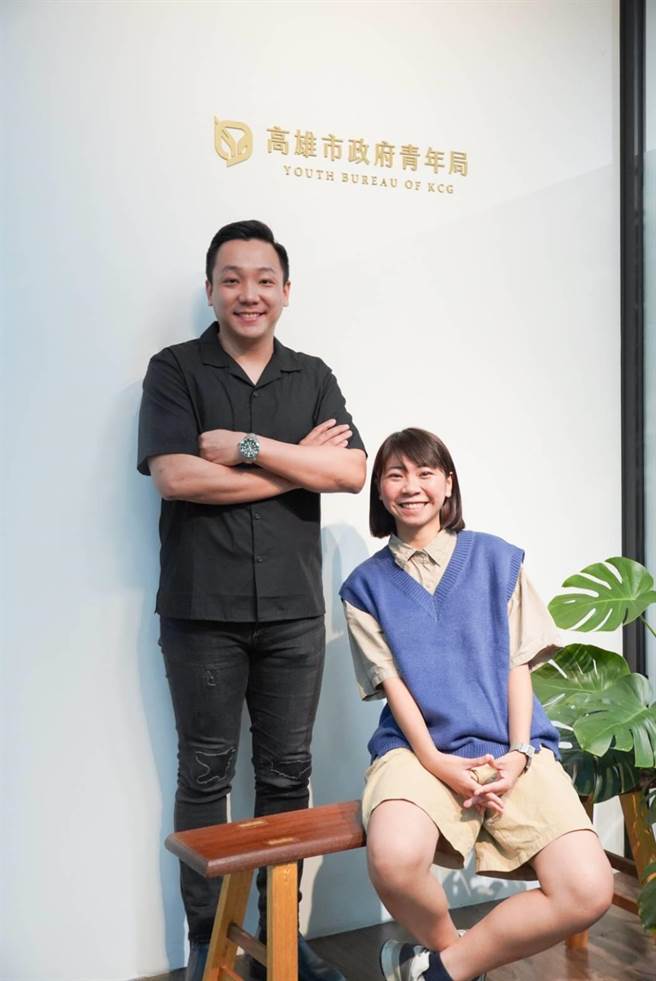 高市府青年局特别携手知名YouTuber「小宅实验」一同为在高市租屋、经济尚未稳固的青年提升居家环境品质。（高市府青年局提供／洪浩轩高雄传真）
