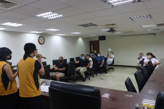 百万制酒设备法拍，8路人马19次出价57万元拍定。（彰化分署提供／吴敏菁彰化传真）