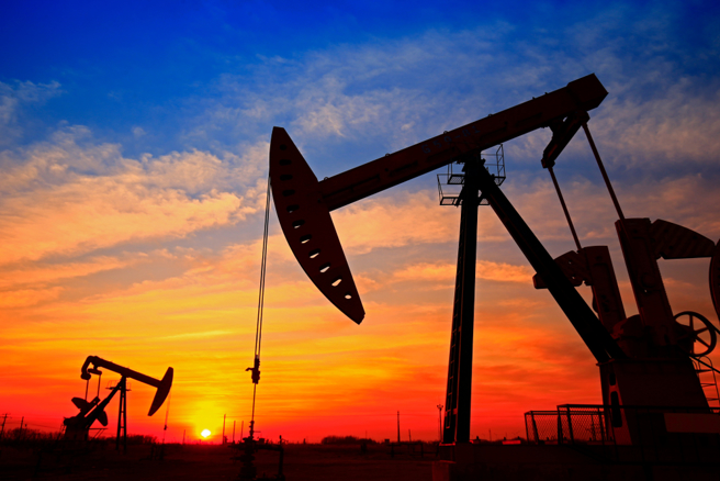 高油價問題難以緩解。（示意圖／shutterstock）