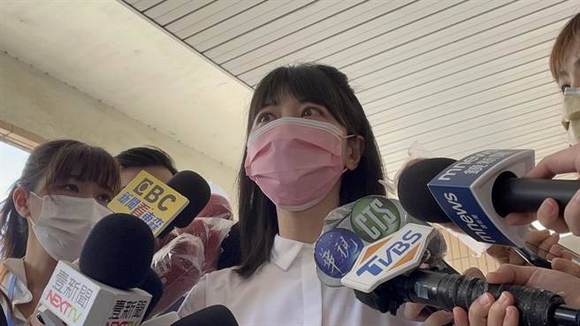 新北地院今召開林秉樞案審理庭，立委高嘉瑜透露，林的律師故意拖延訴訟，勘驗跟案情無關的內容，不斷羞辱她，對她造成傷害。對此，林的律師團回應，無意羞辱刁難，只是要釐清事實。（蔡雯如攝）