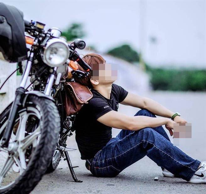 武姓移工骑重机在１３９县道过弯摔车送医不治死亡，引起网友一片唏嘘。（翻摄脸书）