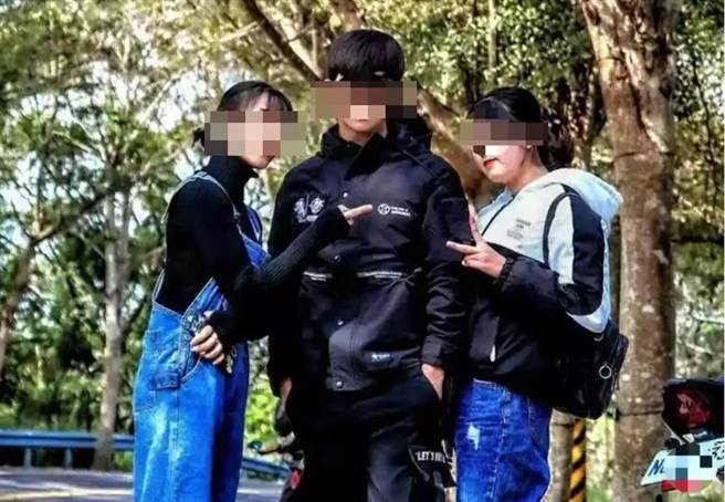 武姓移工骑重机在１３９县道过弯摔车送医不治死亡，引起网友一片唏嘘。（翻摄脸书）