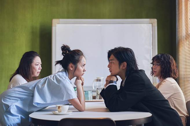 陳柏霖揭發黃姵嘉虐狗案案件真相。（DISNEY＋提供）