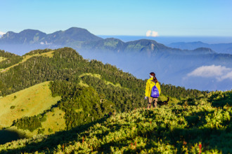 兩家約登山「女兒遭獨留哭坡」她氣憤提告 律師這樣回應