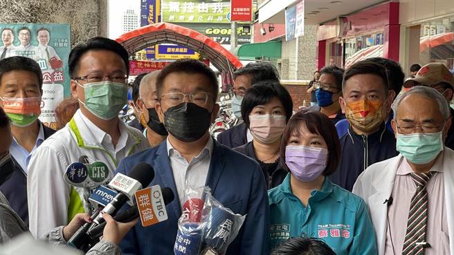 立法院副院長蔡其昌受民進黨徵召參選台中市長，蔡其昌今天表示，預計7月底會公布競選團隊的組織架構跟人事佈局。（張亦惠攝）