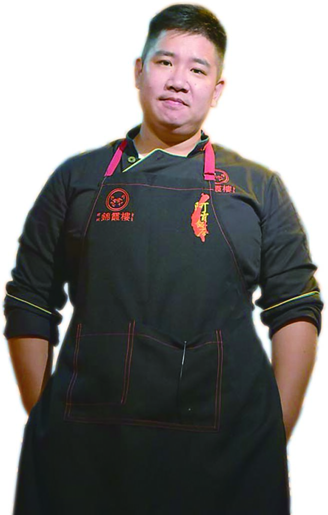 〈新台式食戏酒宴小伴桌〉7月1日起在松山文创园区快闪三个月，菜式是由台南〈阿霞饭店〉第四代接班人吴健豪亲自领军北上，设计专属「四人一桌」菜单。图／姚舜