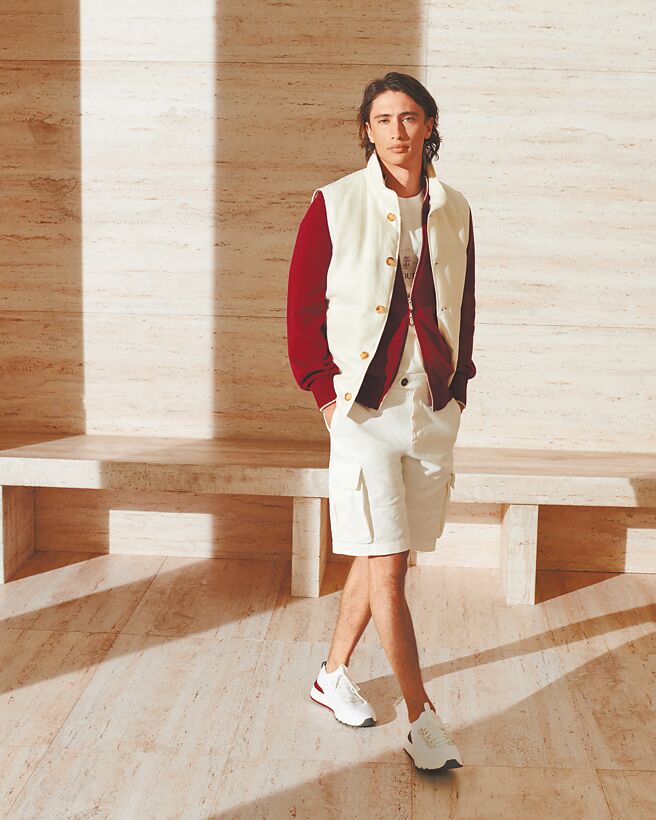 BC本季以姜红、橙、黄等顏色搭配主色调的灰、蓝、浅米色，凸显夏季静谧中的活泼气息。（BC提供）