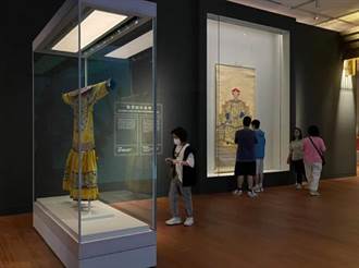 900件珍貴文物 香港故宮博物館今開張