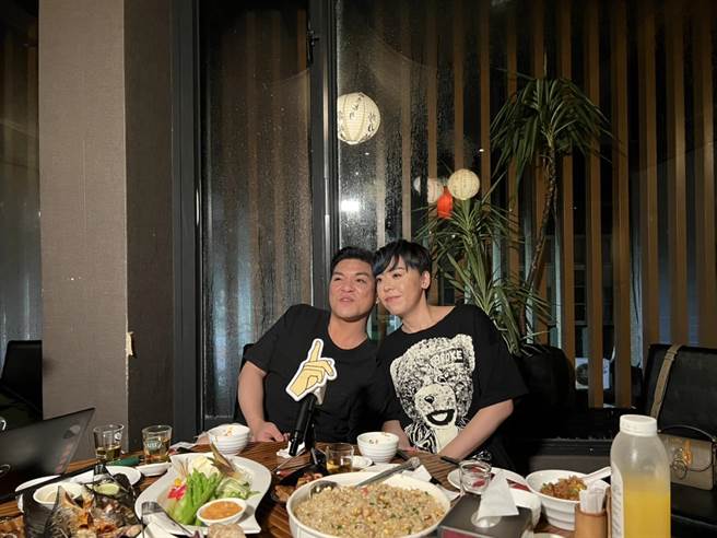 江惠仪被拱与男友脸贴脸放闪晒爱。（孙伊萱摄）