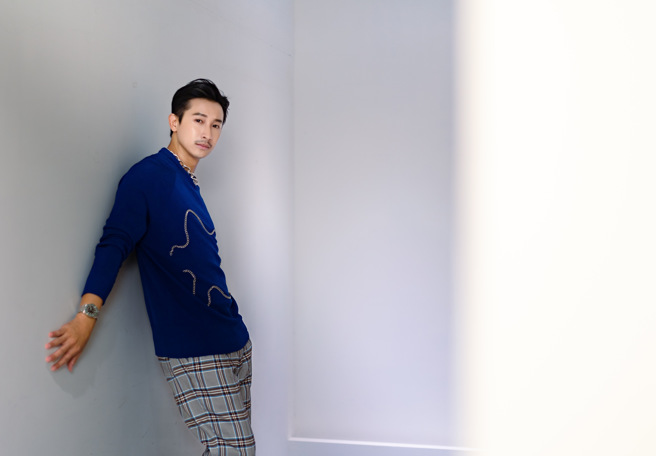 邱凯伟持续挑战戏路，床戏、扮女装、跨性别都没问题。（罗永铭摄）