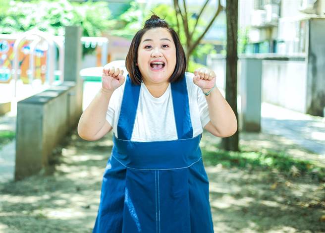 锺欣凌到哪都深受观眾喜爱。（粘耿豪摄）