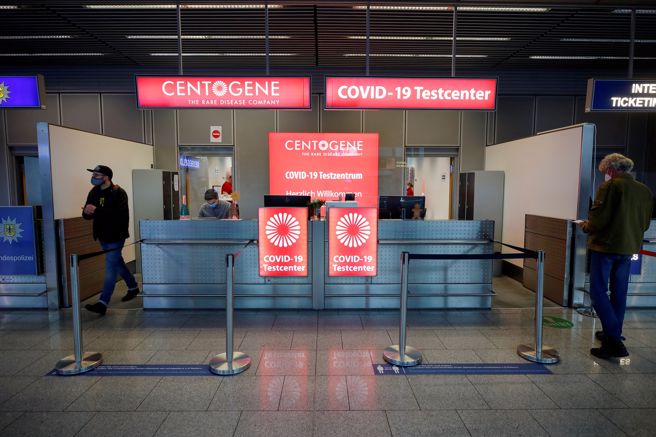 聯邦政府官員警告秋天的疫情將相當嚴峻。(圖／路透社)