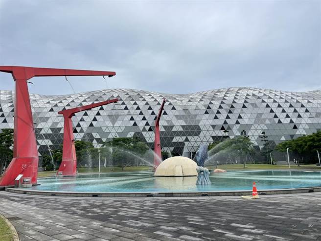 前镇区新光码头星光水岸公园。（洪靖宜摄）