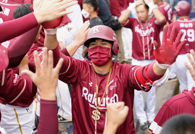 乐天桃猿林立。（资料照，乐天桃猿提供）