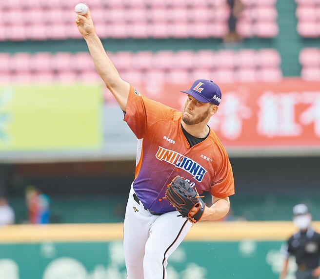 統一獅洋投布雷克休息10天後再度先發，面對味全龍主投6局失1分。（統一獅提供）