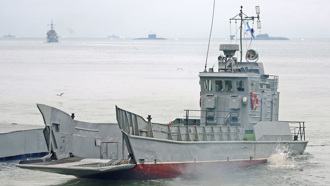 俄羅斯1艘登陸艇在亞速海觸雷沉沒 3人喪生