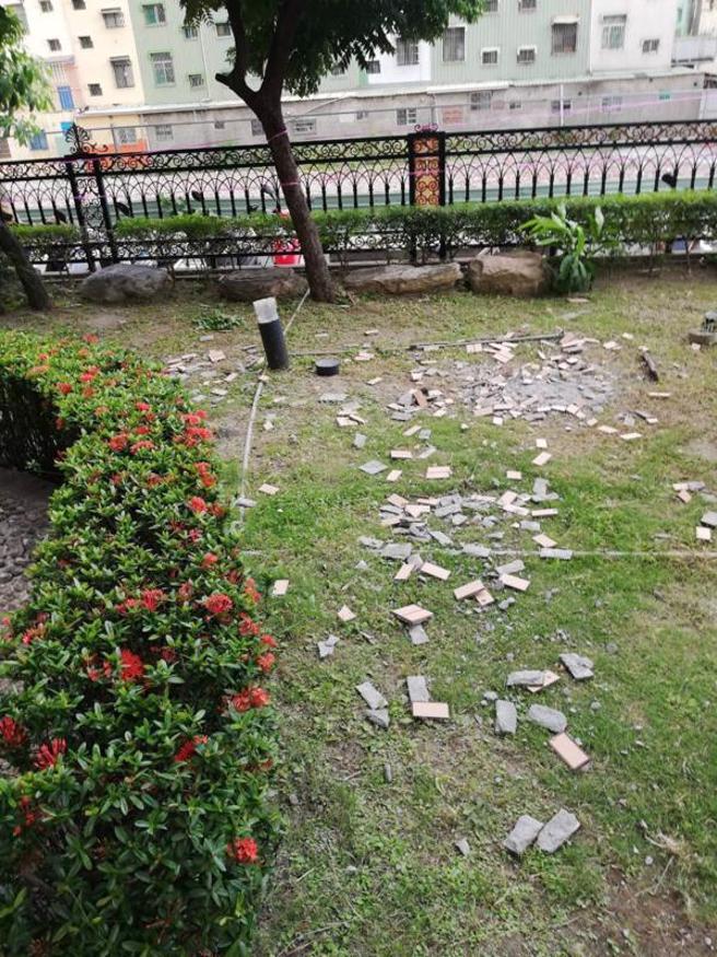  時代力量高雄市議員林于凱4日表示，上週他接獲3件有關大樓外牆磁磚剝落的公安事件，其中一件還砸到9歲小孩，呼籲市府落實大樓外牆安檢及申報。（圖/ 中央社）