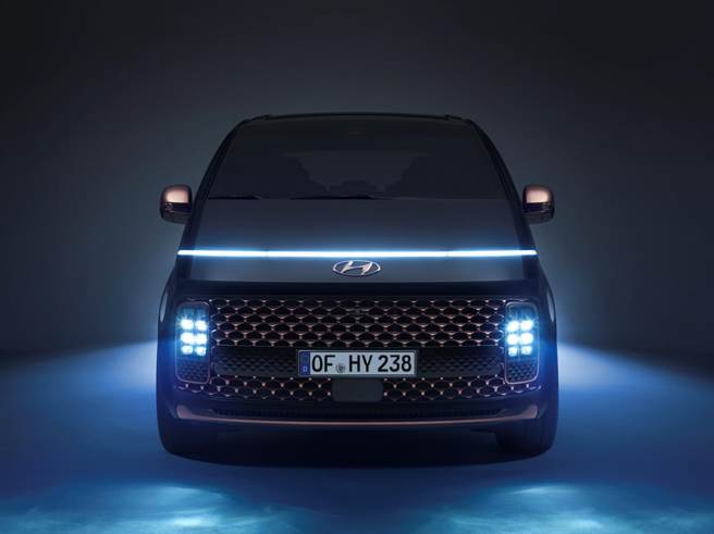 星舰概念的全新旗舰商旅STARIA 订单销售已破450张。（南阳提供）