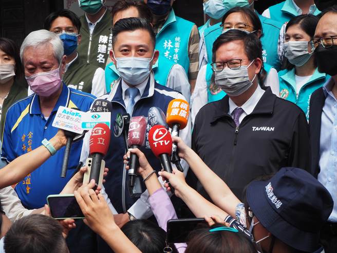 面對對手政黨指其落跑，林智堅表示，不用來跟他們做政治口水上的攻防。（陳育賢攝）