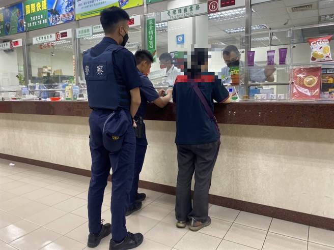 桃園觀音一名52歲張姓婦人誤信網友甜言蜜語，差點被騙走4萬元。（翻攝畫面／蔡明亘桃園傳真）