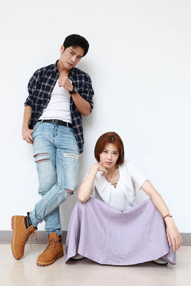 廖苡乔跟Gino在《黄金岁月》成了哥俩好，默契十足。（民视提供）