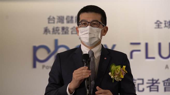 永丰银行副总经理欧阳子能上周出席储能业者公开活动并代表致词。（永丰提供）