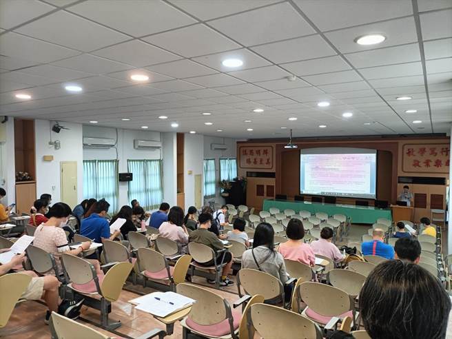 基隆市教育处国中小暨幼儿园教师甄选初试6日登场，5日举办监试人员说明会。（基隆市教育处提供／张志康基隆传真）