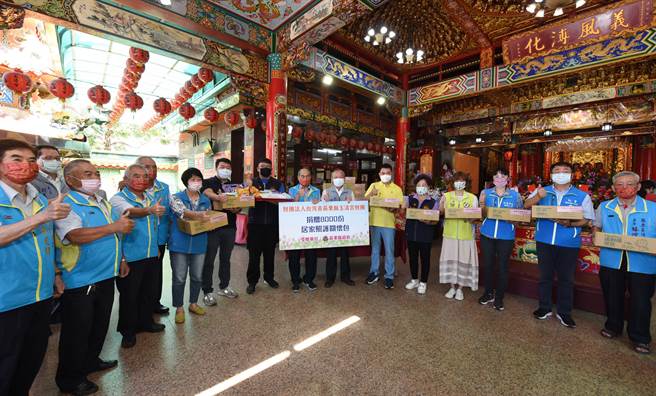 各界民代共同見證美事一樁。（苗栗縣府提供／李京昇苗栗傳真）