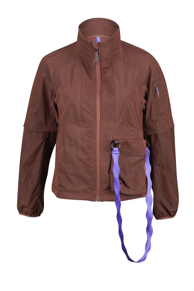 Hiking 多功能外套女款，6180元。（lululemon提供）