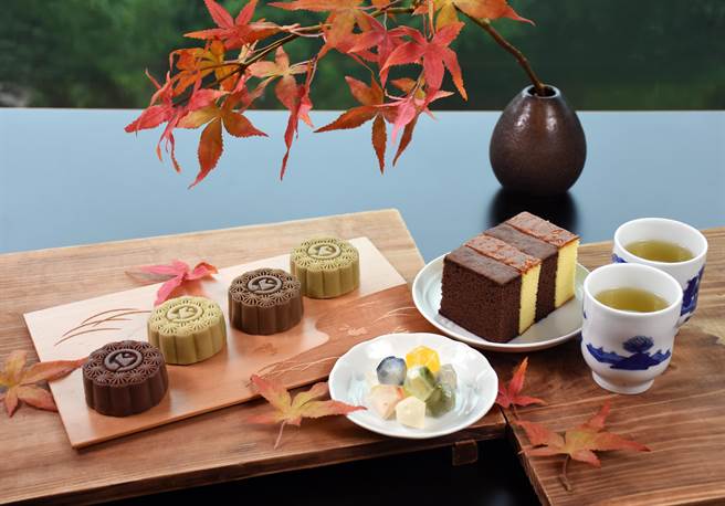 日勝生加賀屋中秋禮盒。（日勝生加賀屋提供）