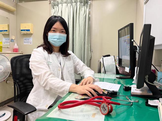 台中市澄清醫院中港院區家庭醫學科醫師戴廷羽6日表示，臨床發現在工地擔任工頭的50歲男子，一餐要吃2個便當還消瘦10公斤，經檢查是罹患糖尿病導致。（圖/ 中央社）