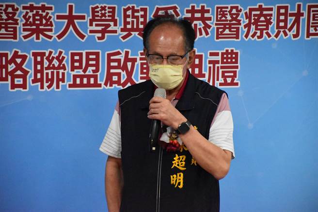 立委陳超明6日獲知台北地院判決他有罪大喊司法已死。（謝明俊攝）