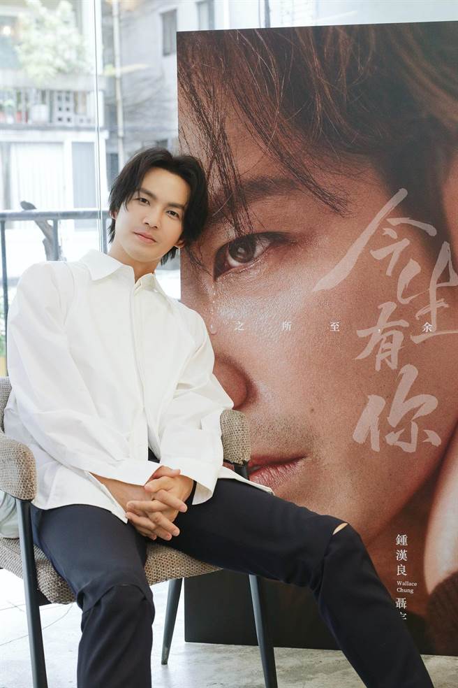 锺汉良从影以来首度原声演出。（吴壬君摄）