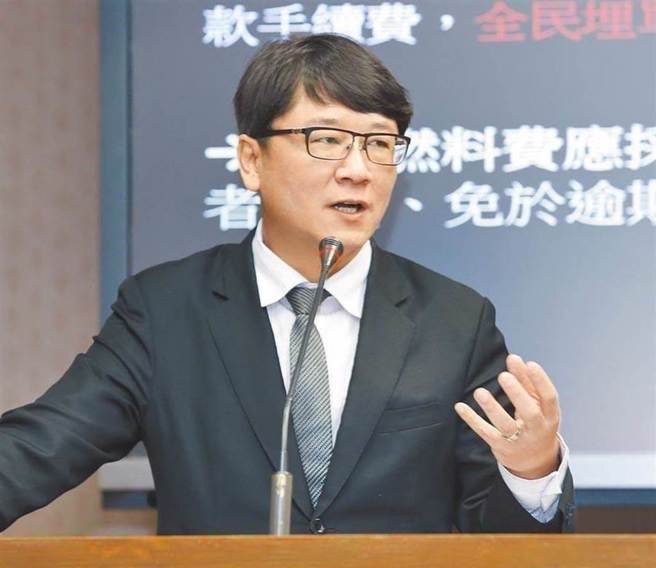 赵正宇遭搜出920万无罪！意外曝光夫妻「牵鉤仔」2年狂赚2339万。(中时资料库)