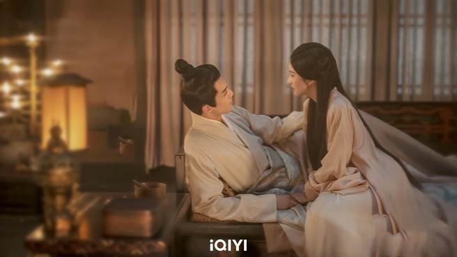 《星汉灿烂》由吴磊与赵露思主演。（爱奇艺国际站提供）