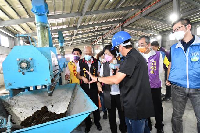 彰县府争取中央补助经费，扩建彰化县田尾堆肥中心二厂，6日举行启用仪式，预期未来厨余处理量，可从每个年4800公吨提升到7200公吨。（彰化县政府提供／吴敏菁彰化传真）