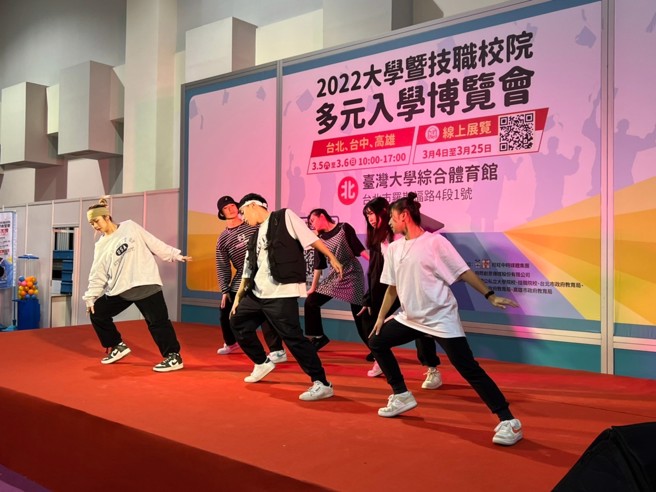 111学年分科测验7月11至12日举行，报名人数总计为29,085人。(摄影/王雅芬)