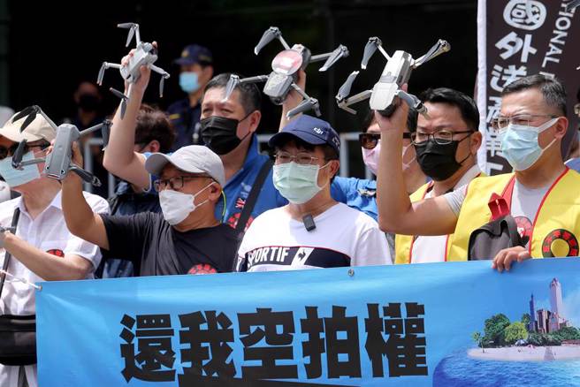 機車族「交通解嚴大遊行」9日登場  ，4階段交管措施看這裡。(中時資料庫)