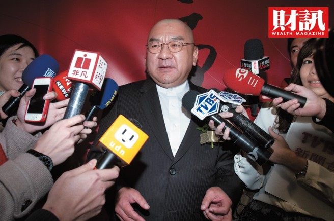 根据《财讯》报导，台湾寿险业近期受到全球股债动盪波及，获利、净值大幅缩水，不只影响到寿险型金控，更影响到润泰新、润泰全、宝成这三家公司的评价。