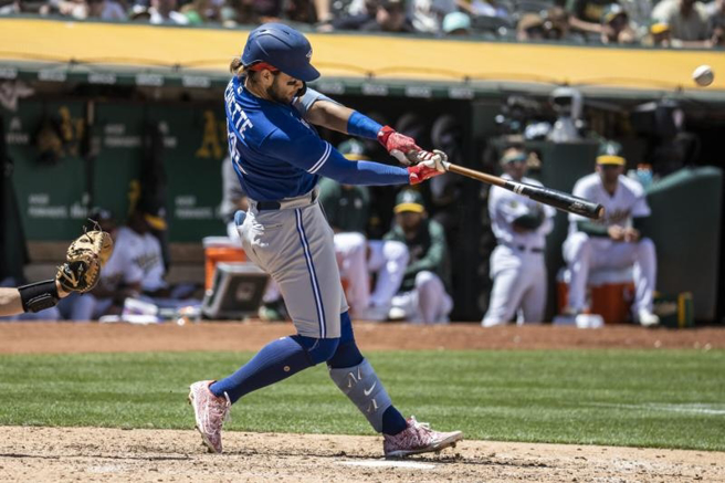 蓝鸟Bo Bichette轰出全垒打。（美联社）