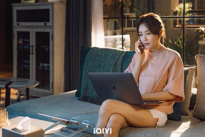 秦嵐這次拍攝很有感觸。（愛奇藝國際站提供）