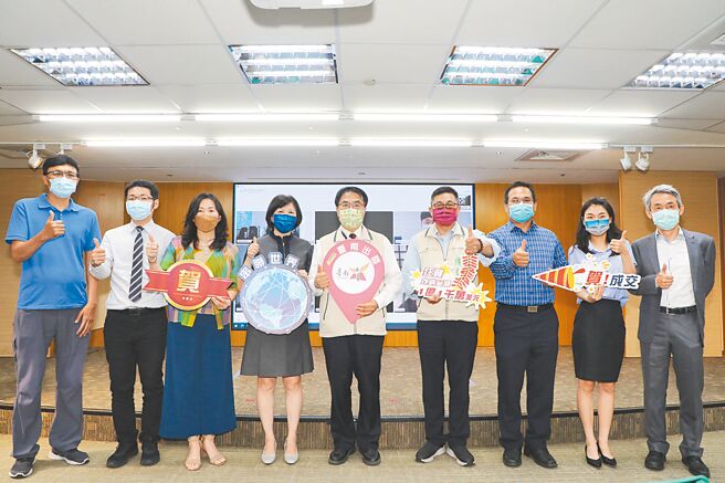 台南市政府招商引资并协助拓展商机，近3年招商引资逾1.8兆元。（台南市政府经发局提供／张毓翎台南传真）