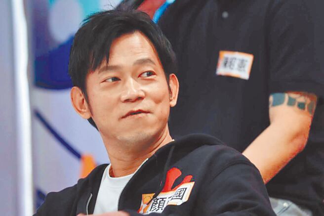 顏正国日前上《同学来了》分享狱中生活。（中天综合台提供）