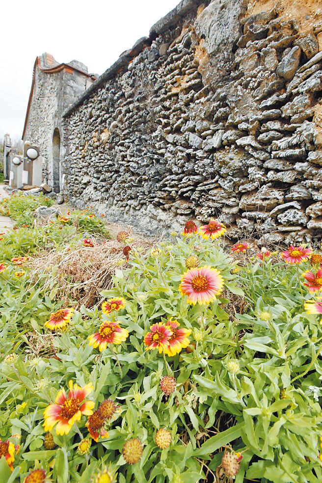 澎湖望安花宅。（本报资料照片）