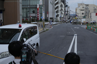 安倍中槍身亡！大學教授撞名「山上徹也」 網站被灌爆當機